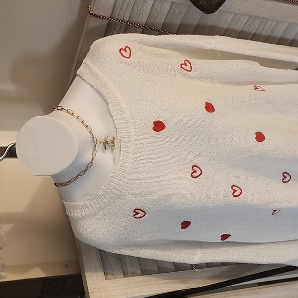 BIBi brand ♥️ sweater NWOT - Picture 8 of 10